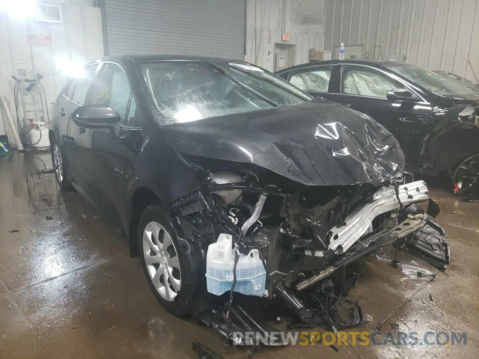 1 Photograph of a damaged car 5YFEPRAE3LP010662 TOYOTA COROLLA 2020