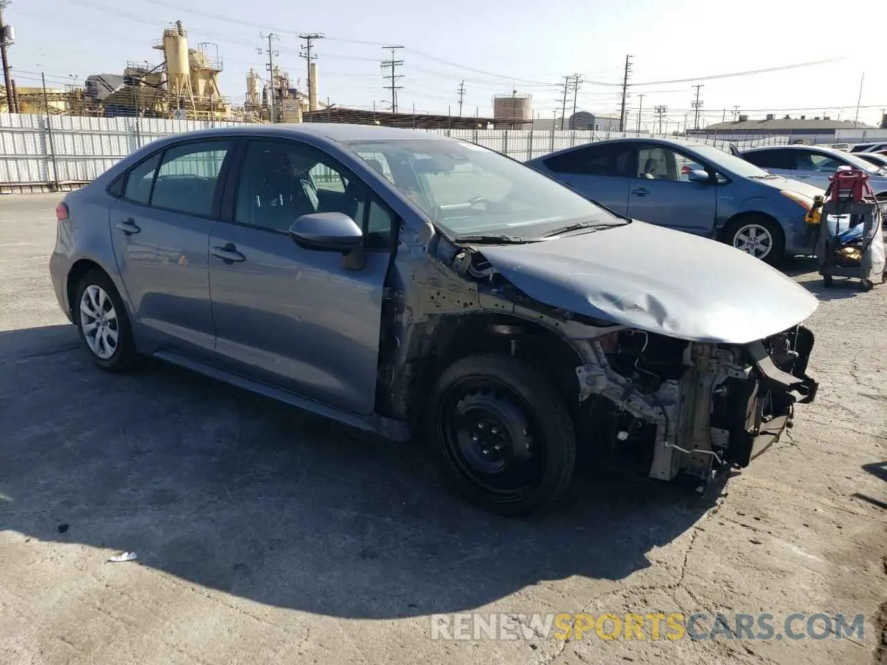 4 Photograph of a damaged car 5YFEPRAE3LP014534 TOYOTA COROLLA 2020