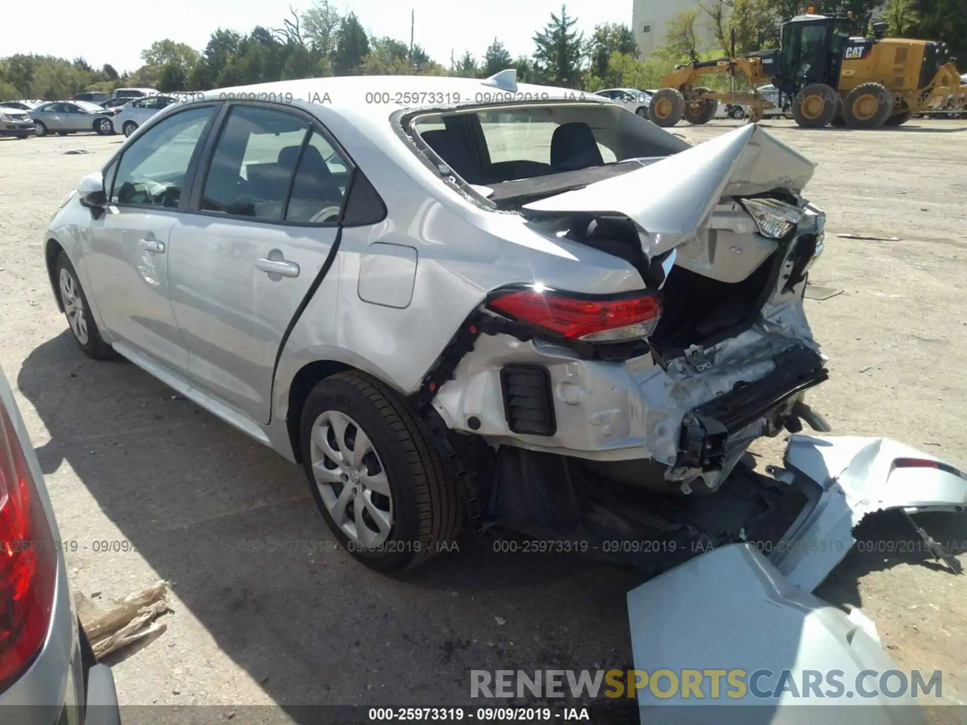 3 Photograph of a damaged car 5YFEPRAE3LP019345 TOYOTA COROLLA 2020