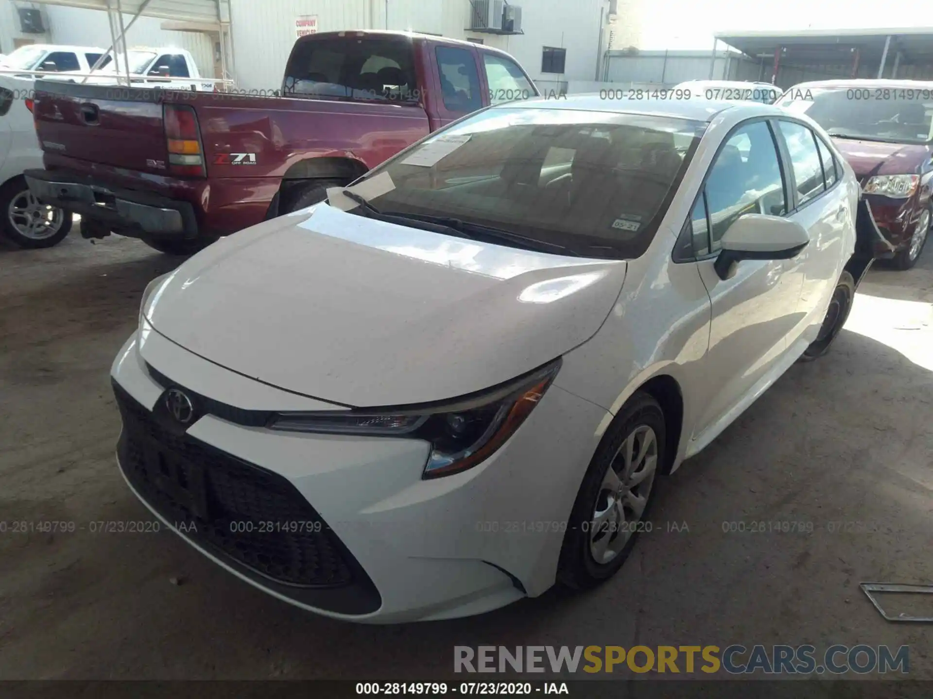 2 Photograph of a damaged car 5YFEPRAE3LP029423 TOYOTA COROLLA 2020