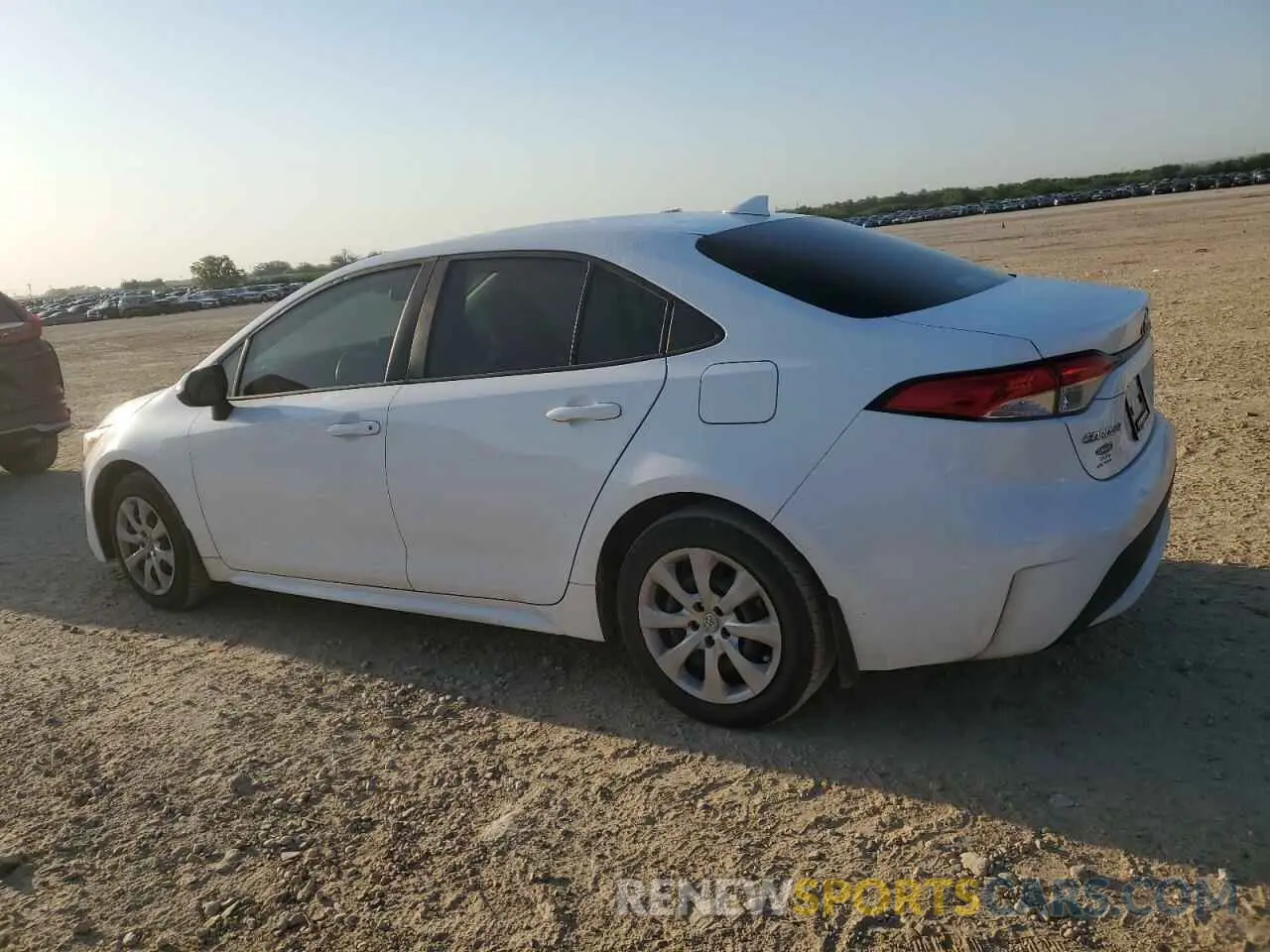 2 Photograph of a damaged car 5YFEPRAE3LP033777 TOYOTA COROLLA 2020
