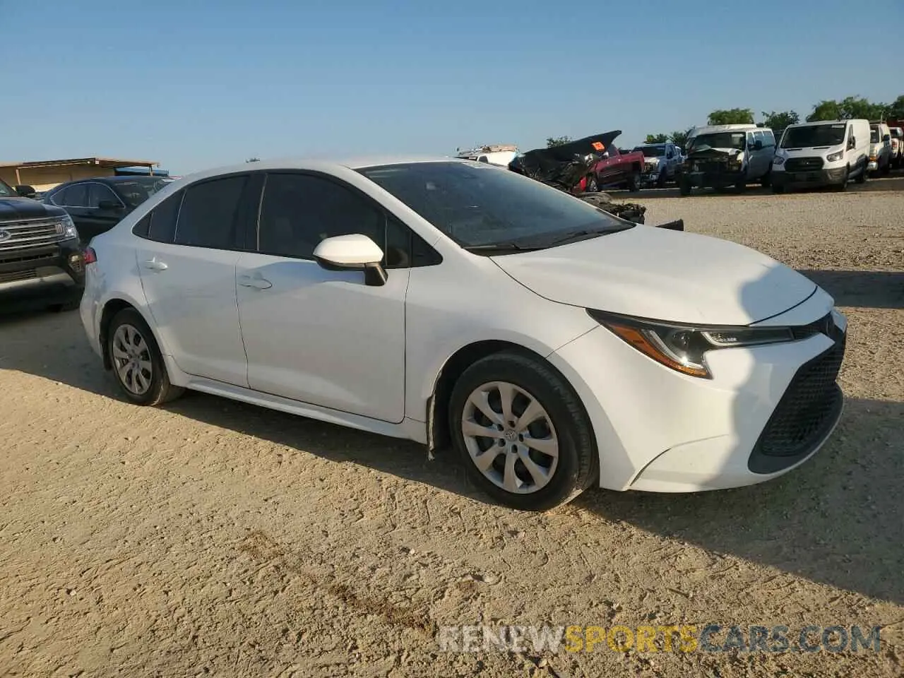 4 Photograph of a damaged car 5YFEPRAE3LP033777 TOYOTA COROLLA 2020