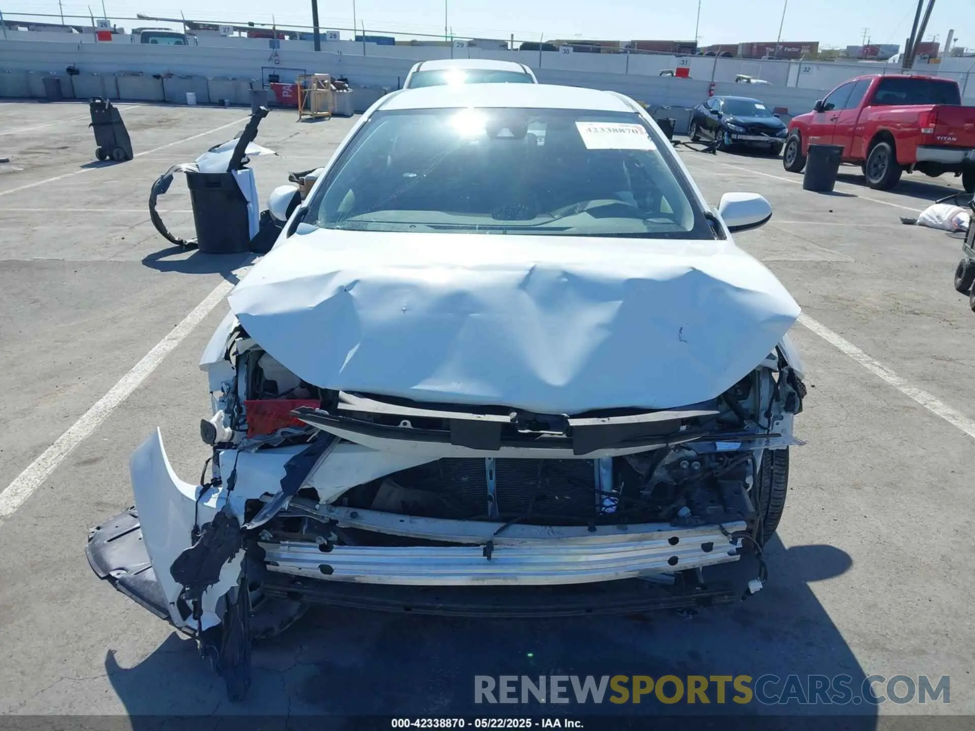 13 Photograph of a damaged car 5YFEPRAE3LP039367 TOYOTA COROLLA 2020