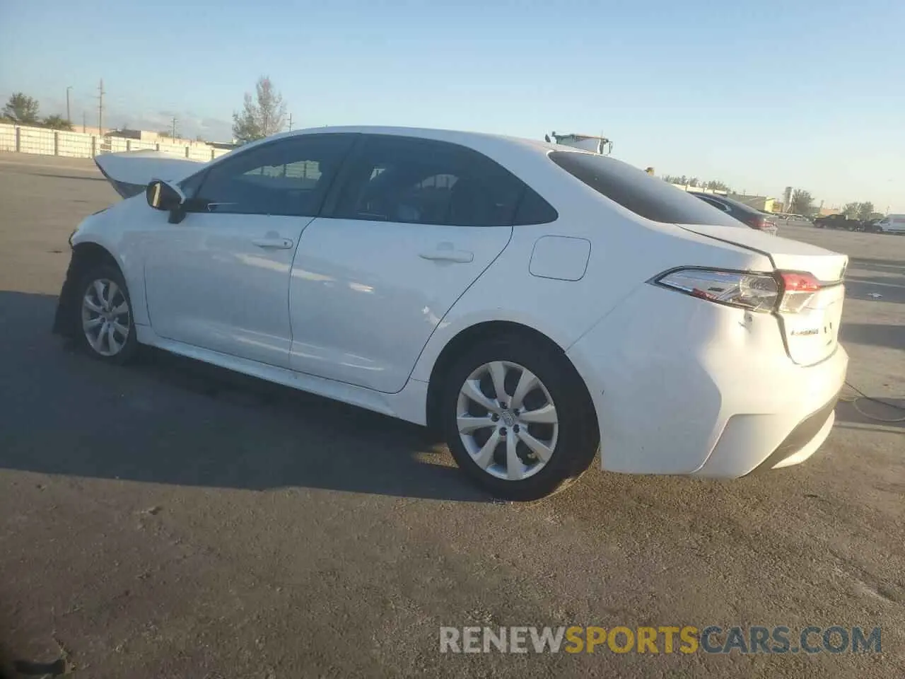 2 Photograph of a damaged car 5YFEPRAE3LP042608 TOYOTA COROLLA 2020