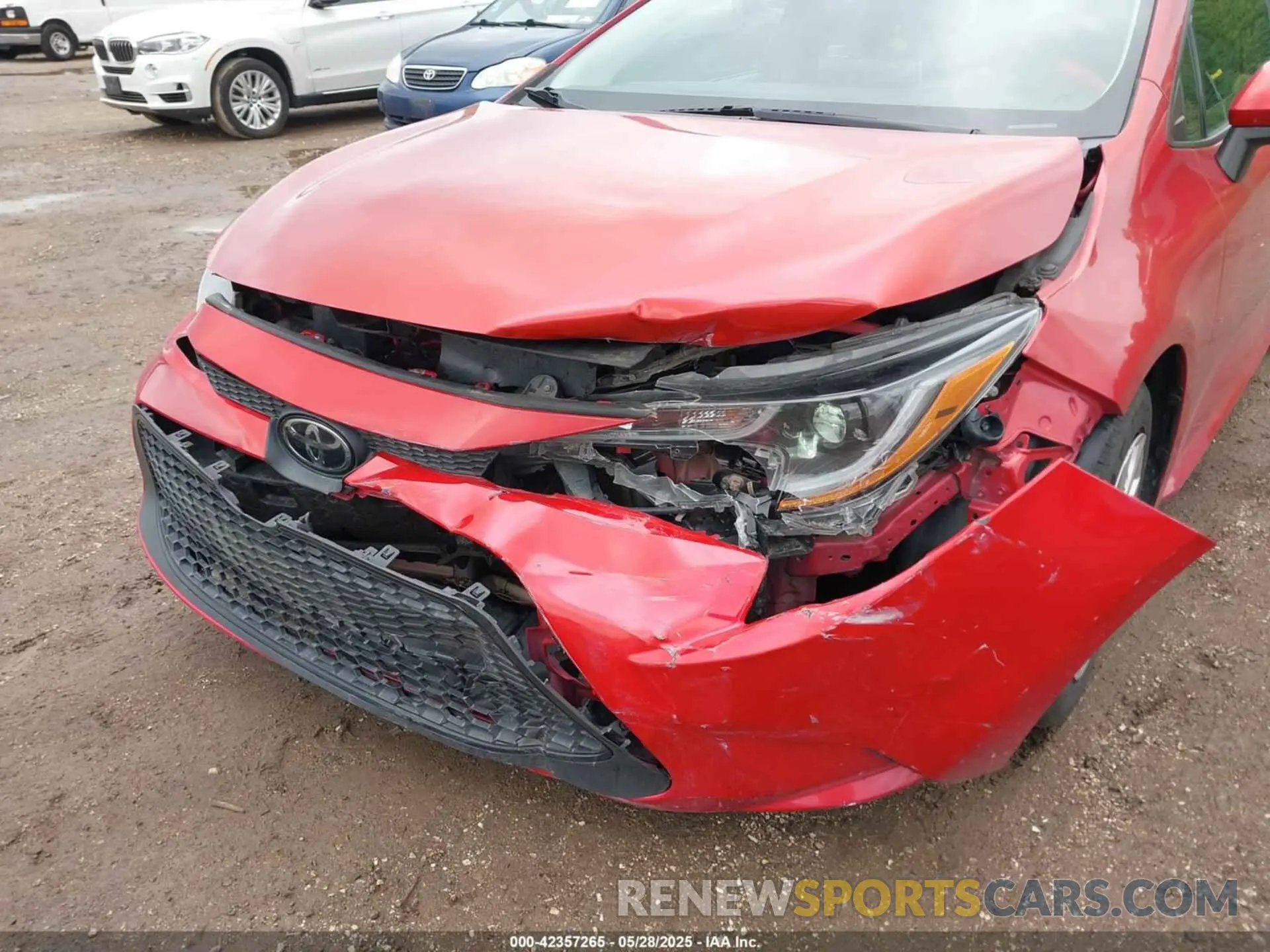 6 Photograph of a damaged car 5YFEPRAE3LP046934 TOYOTA COROLLA 2020