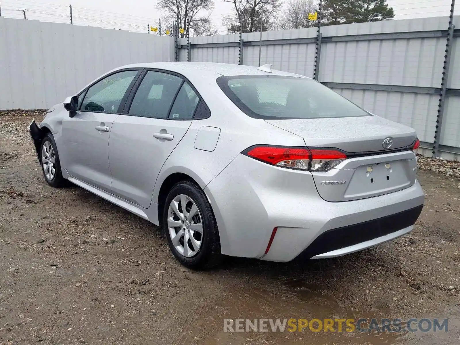 3 Photograph of a damaged car 5YFEPRAE3LP062339 TOYOTA COROLLA 2020