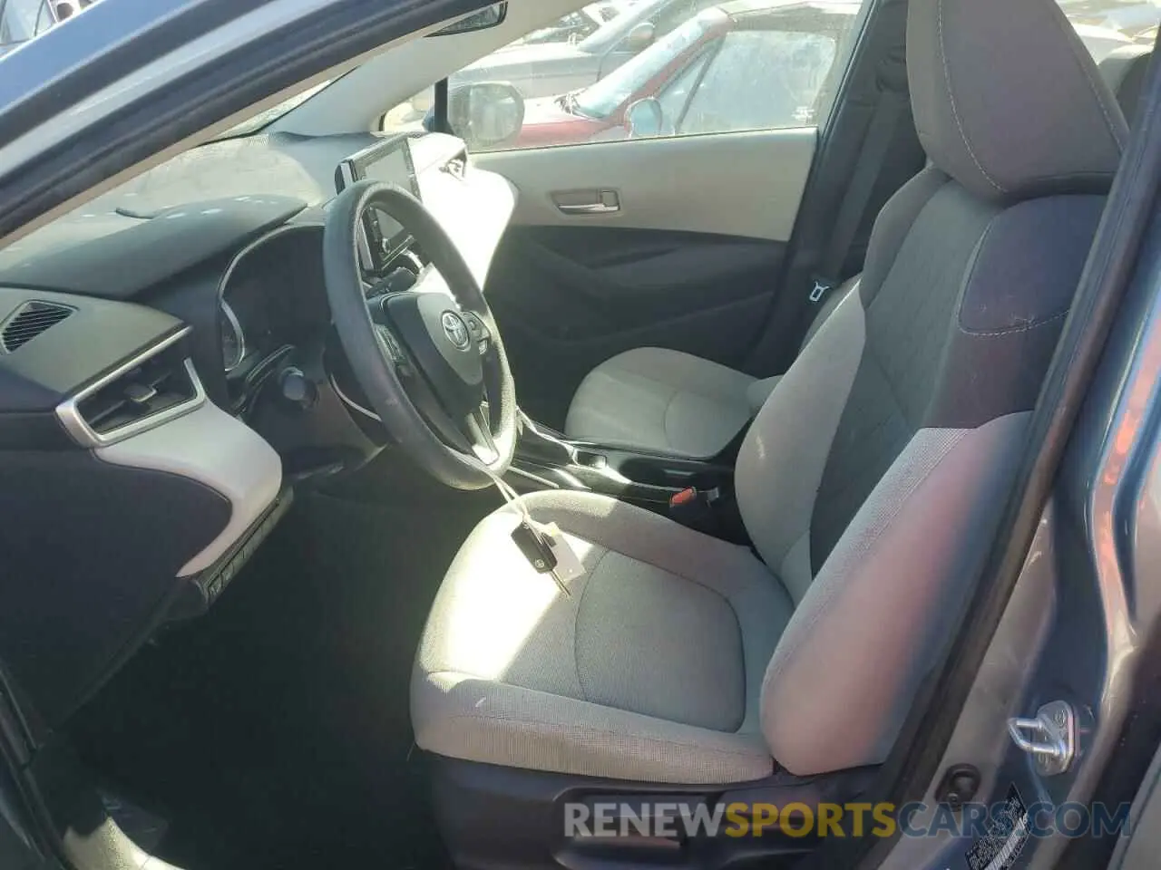 7 Photograph of a damaged car 5YFEPRAE3LP065029 TOYOTA COROLLA 2020