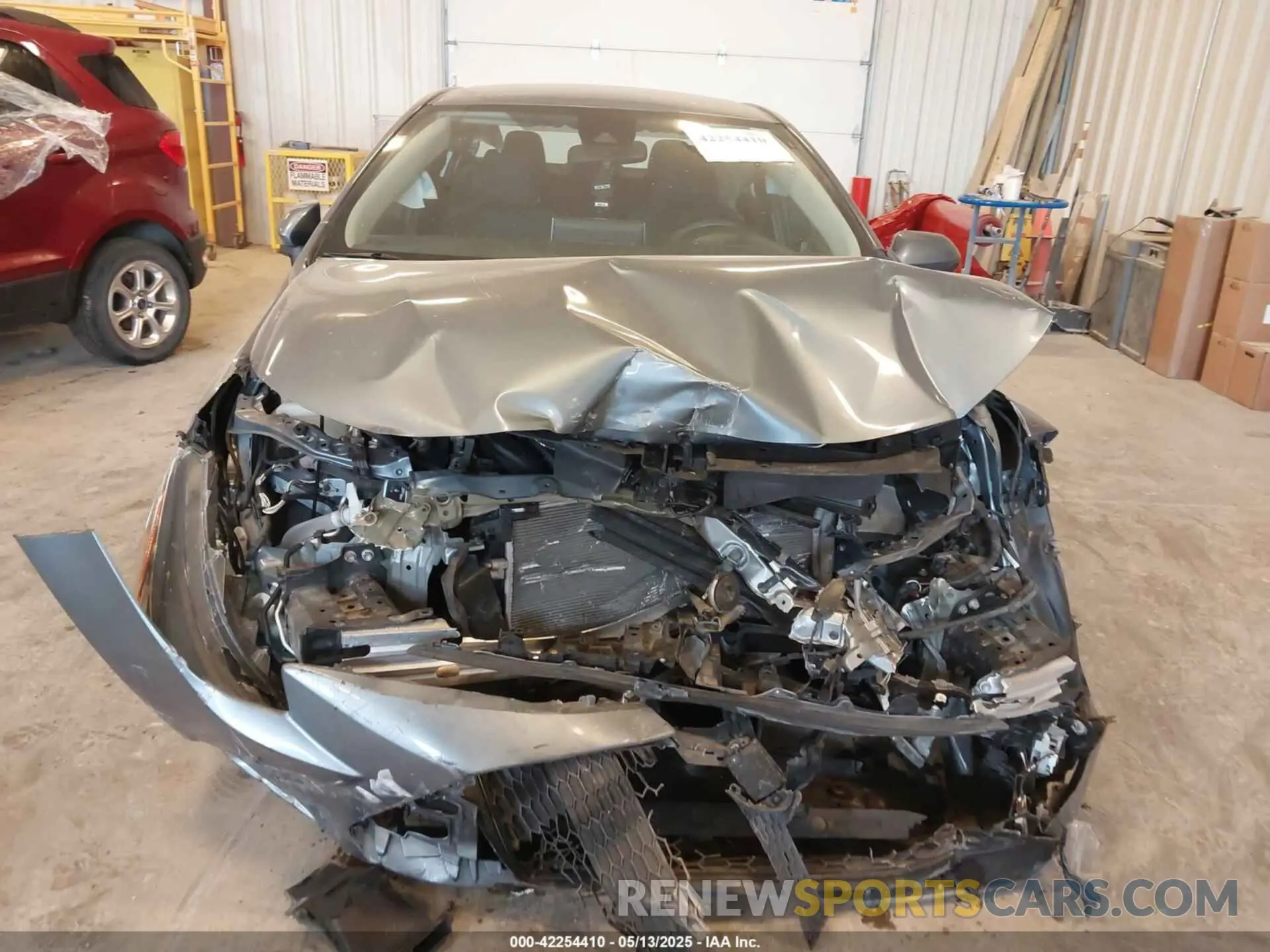 12 Photograph of a damaged car 5YFEPRAE3LP065225 TOYOTA COROLLA 2020
