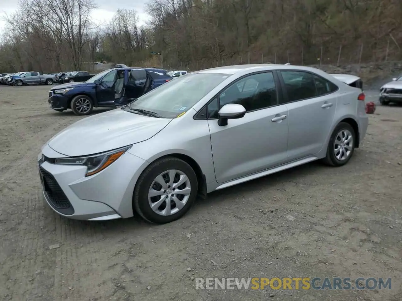 1 Photograph of a damaged car 5YFEPRAE3LP065466 TOYOTA COROLLA 2020