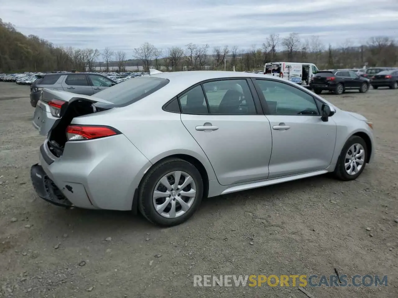 3 Photograph of a damaged car 5YFEPRAE3LP065466 TOYOTA COROLLA 2020