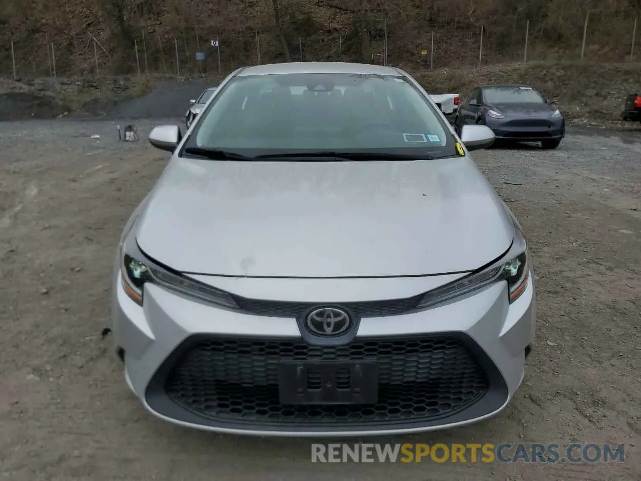 5 Photograph of a damaged car 5YFEPRAE3LP065466 TOYOTA COROLLA 2020