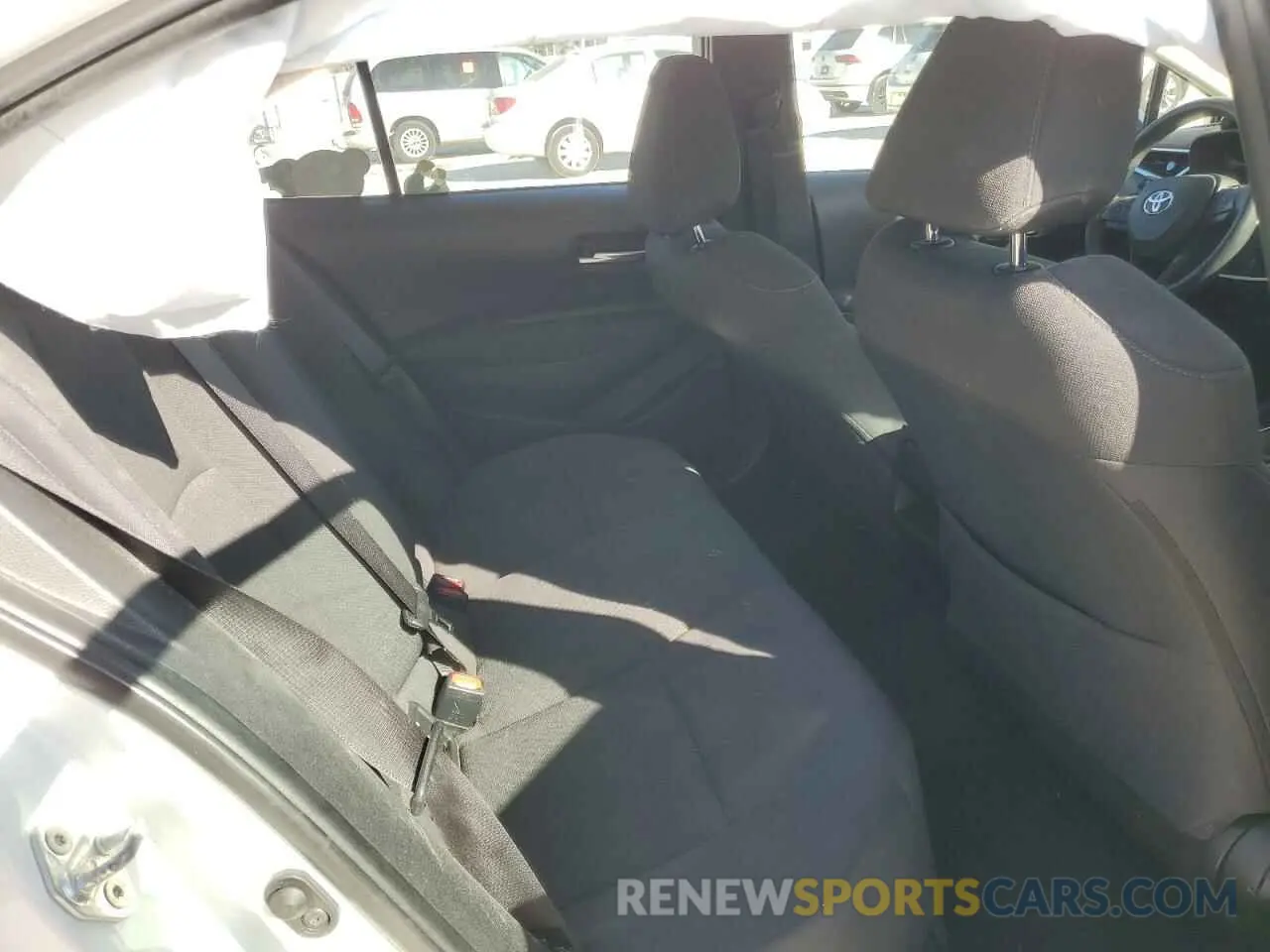10 Photograph of a damaged car 5YFEPRAE3LP074409 TOYOTA COROLLA 2020