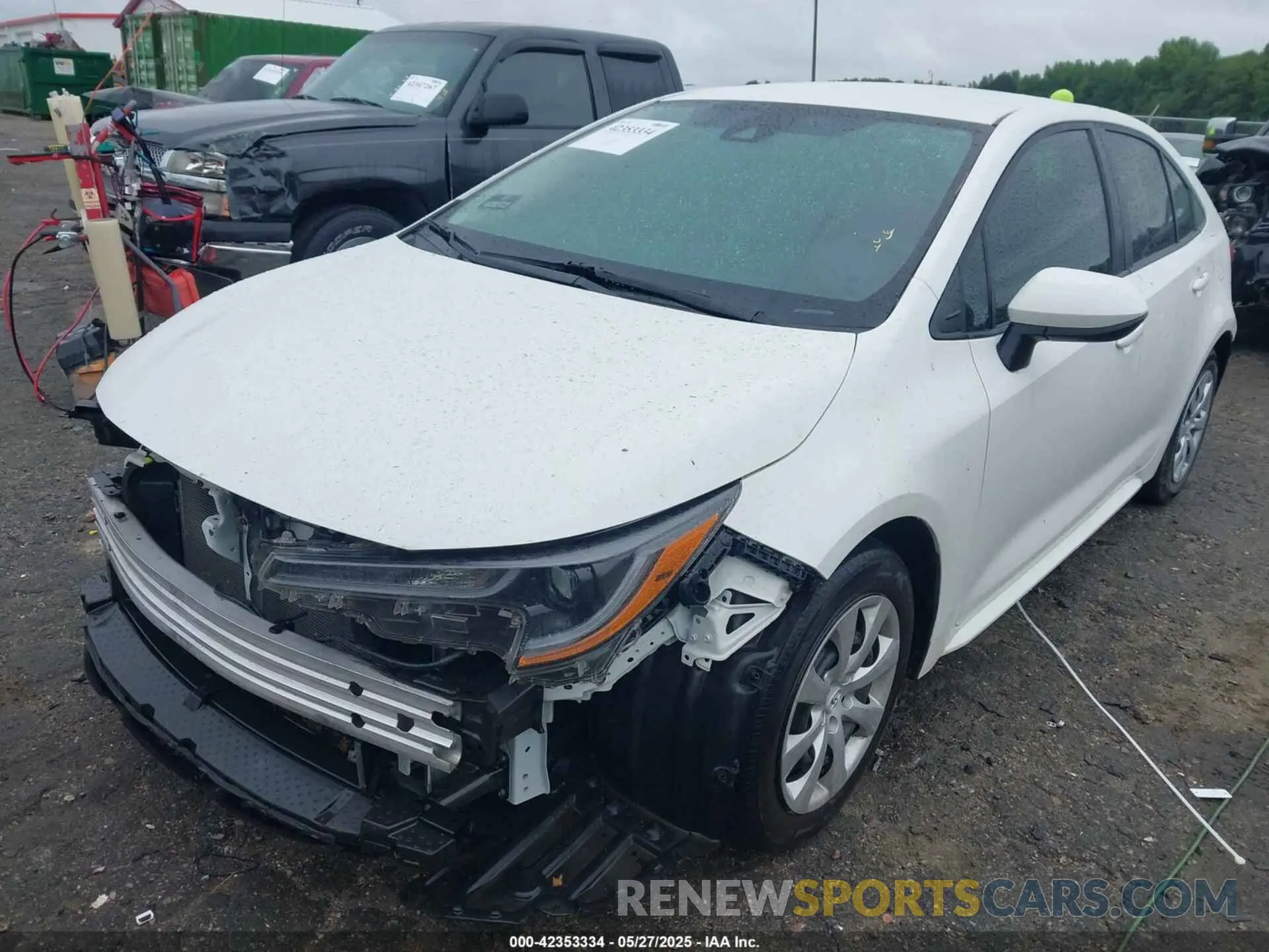 2 Photograph of a damaged car 5YFEPRAE3LP075222 TOYOTA COROLLA 2020