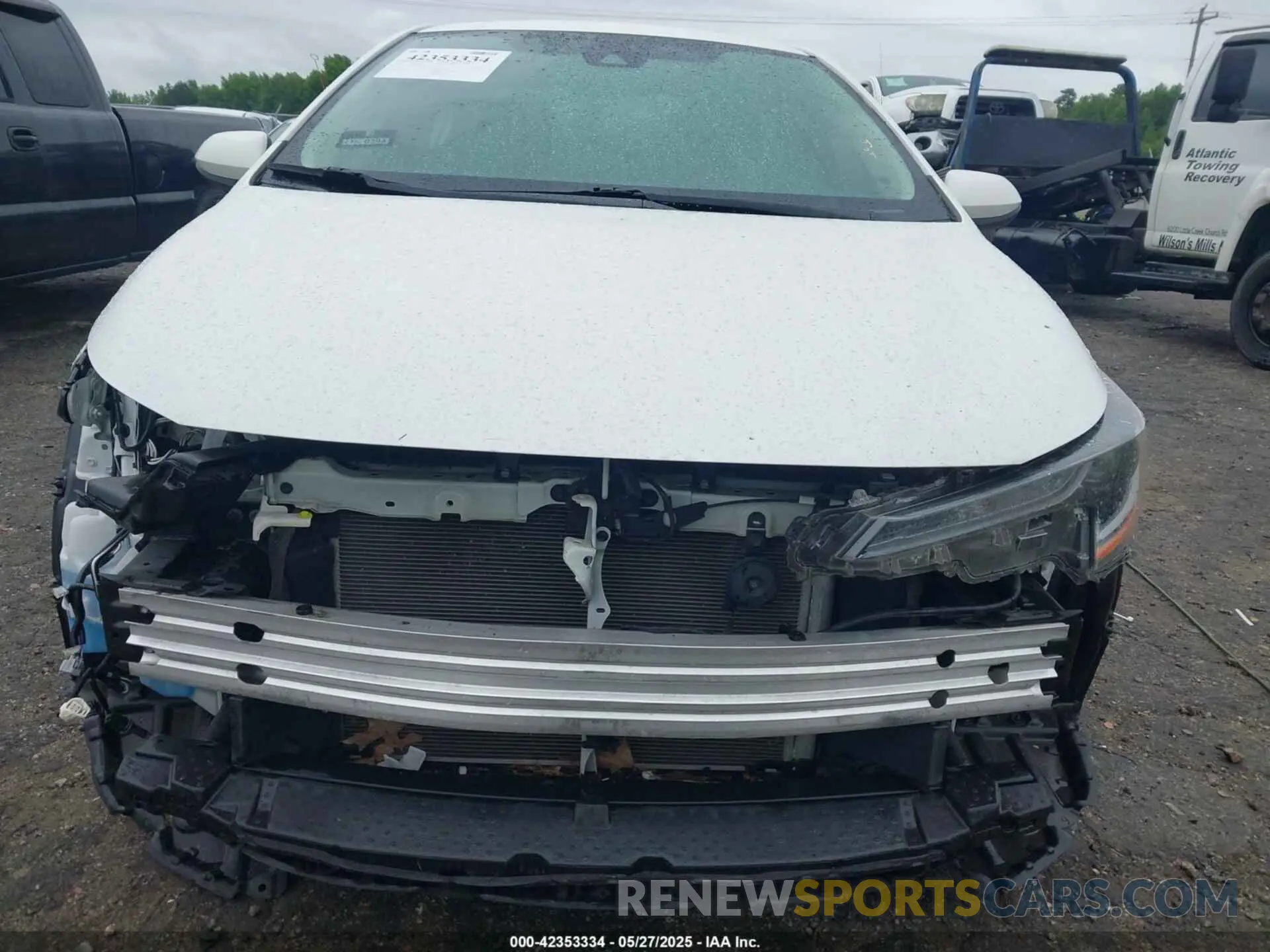 21 Photograph of a damaged car 5YFEPRAE3LP075222 TOYOTA COROLLA 2020