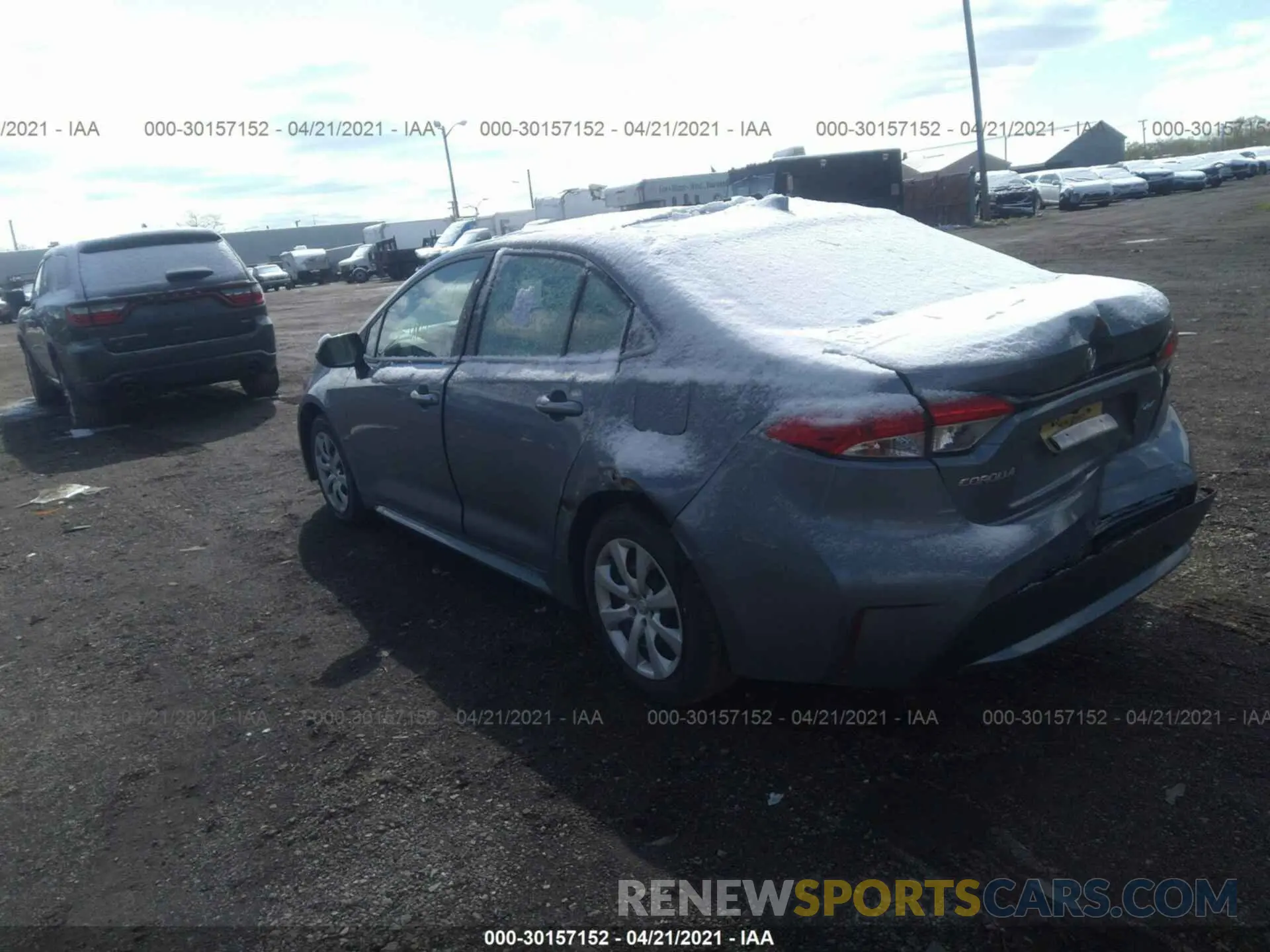 3 Photograph of a damaged car 5YFEPRAE3LP077178 TOYOTA COROLLA 2020