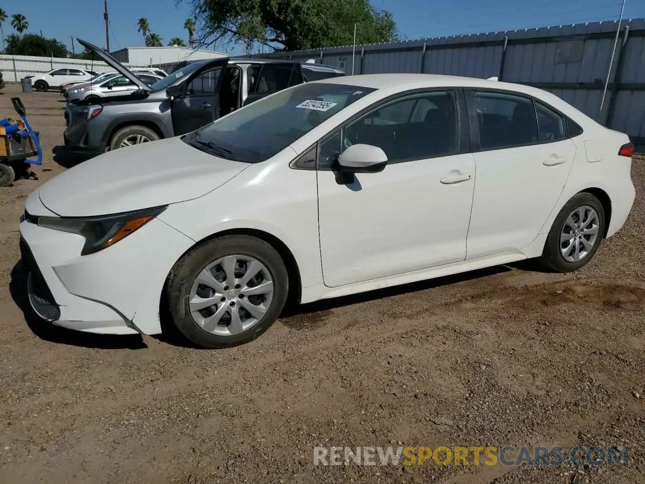 1 Photograph of a damaged car 5YFEPRAE3LP077827 TOYOTA COROLLA 2020