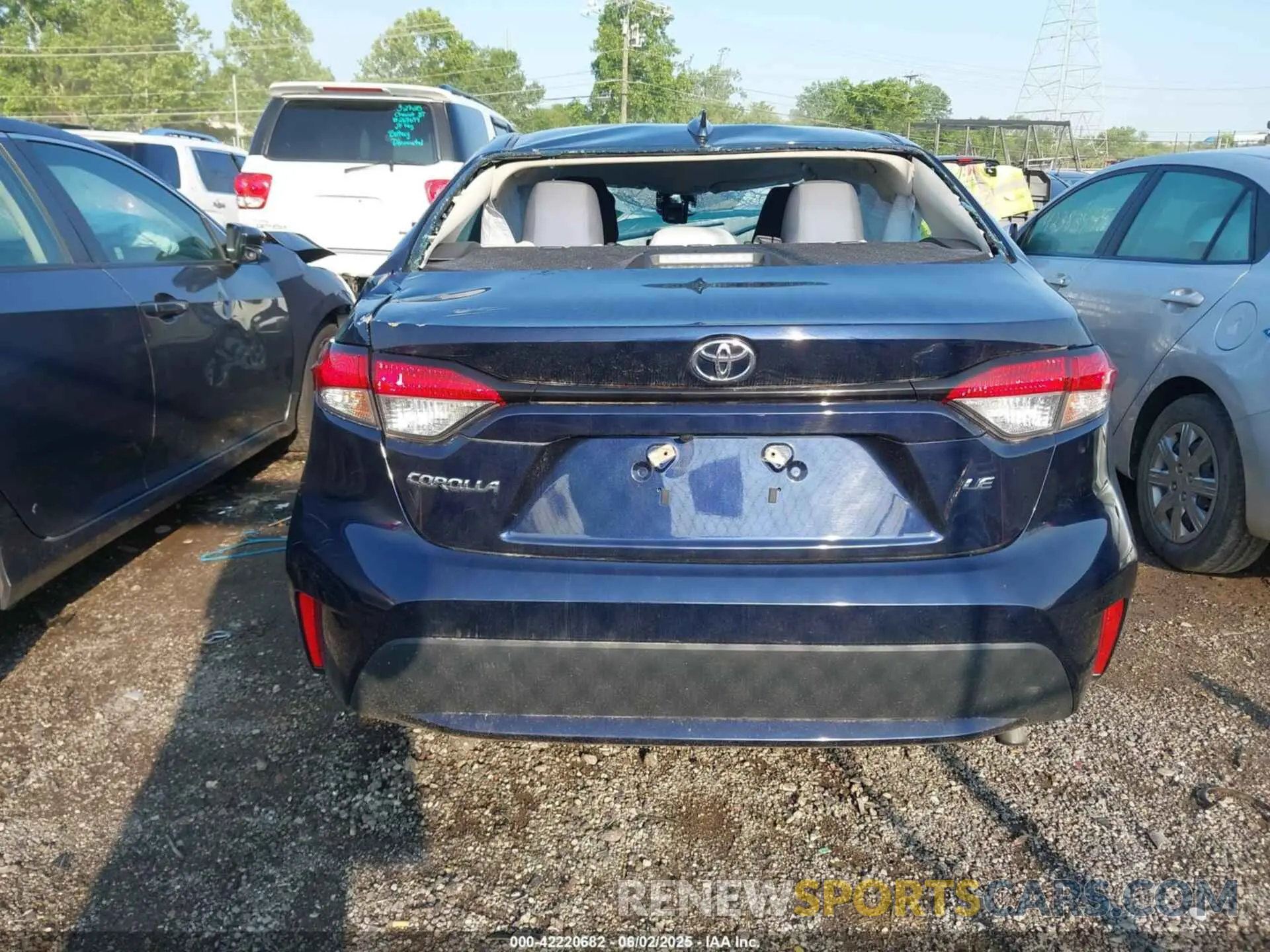 16 Photograph of a damaged car 5YFEPRAE3LP078766 TOYOTA COROLLA 2020