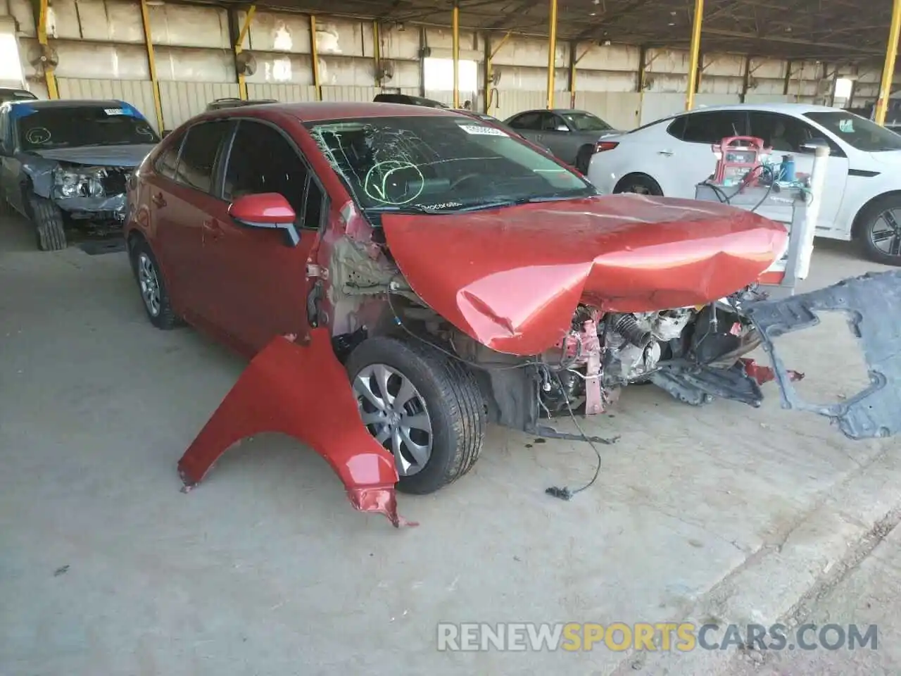 1 Photograph of a damaged car 5YFEPRAE3LP083174 TOYOTA COROLLA 2020