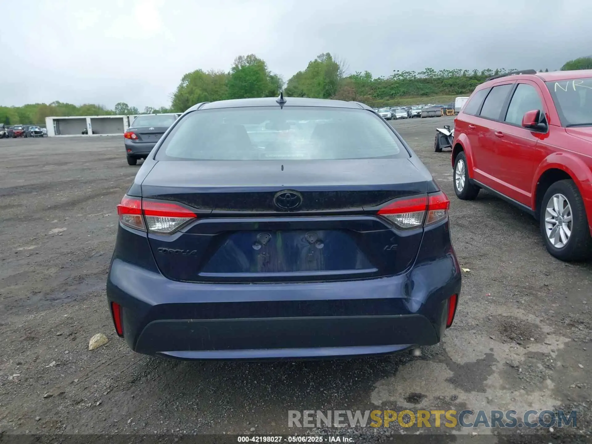 16 Photograph of a damaged car 5YFEPRAE3LP084227 TOYOTA COROLLA 2020