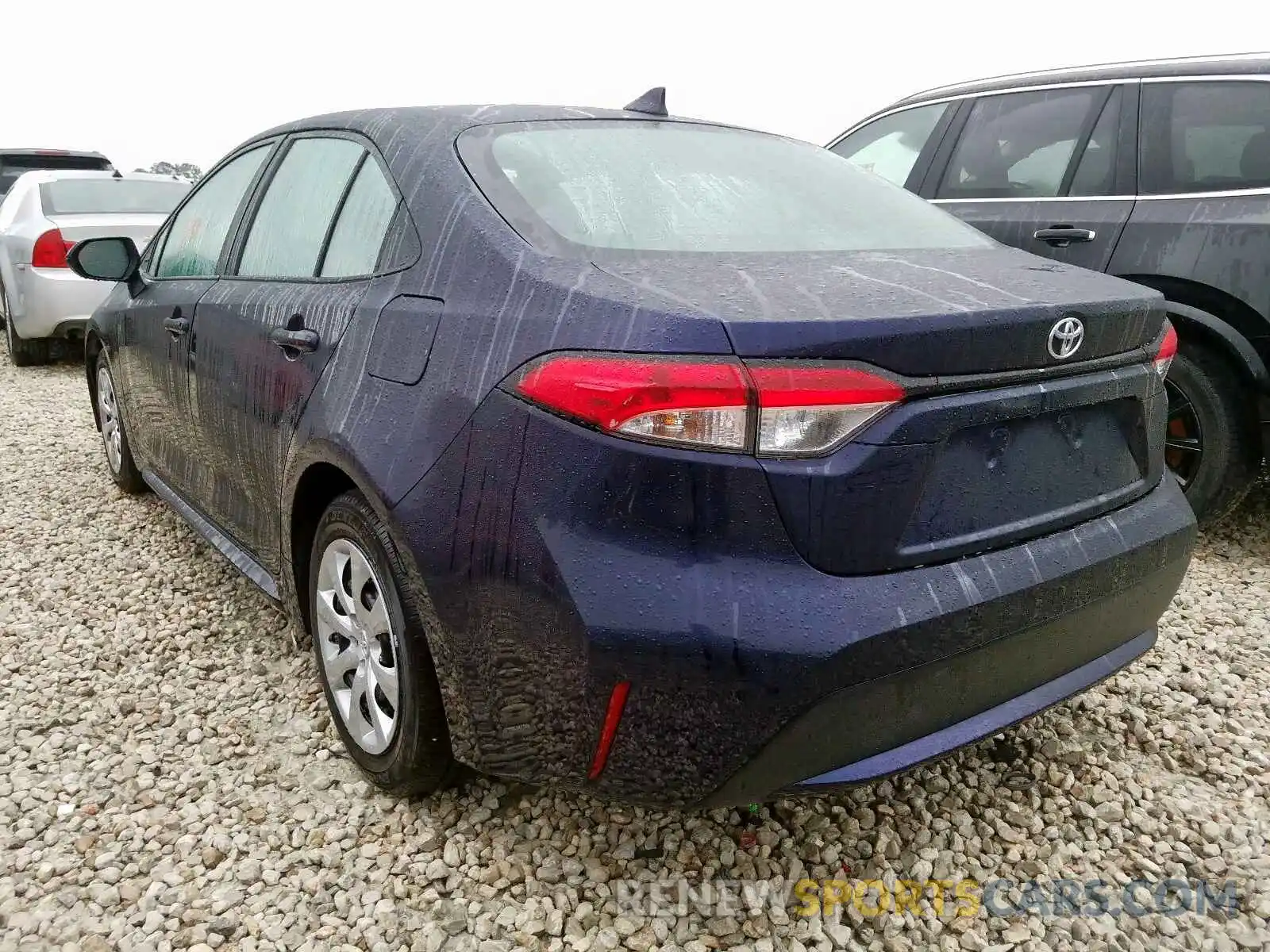 3 Photograph of a damaged car 5YFEPRAE3LP088245 TOYOTA COROLLA 2020