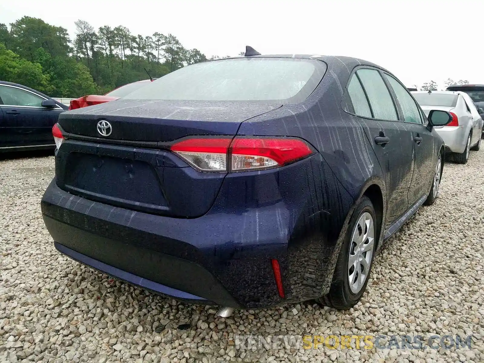 4 Photograph of a damaged car 5YFEPRAE3LP088245 TOYOTA COROLLA 2020