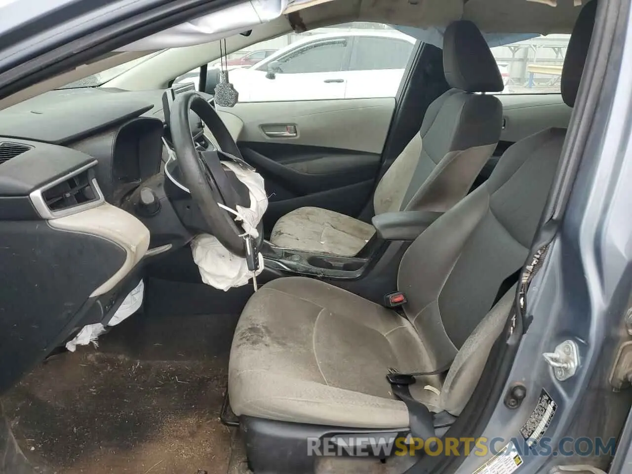 7 Photograph of a damaged car 5YFEPRAE3LP089041 TOYOTA COROLLA 2020