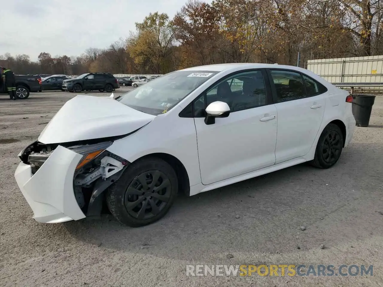 1 Photograph of a damaged car 5YFEPRAE3LP089573 TOYOTA COROLLA 2020