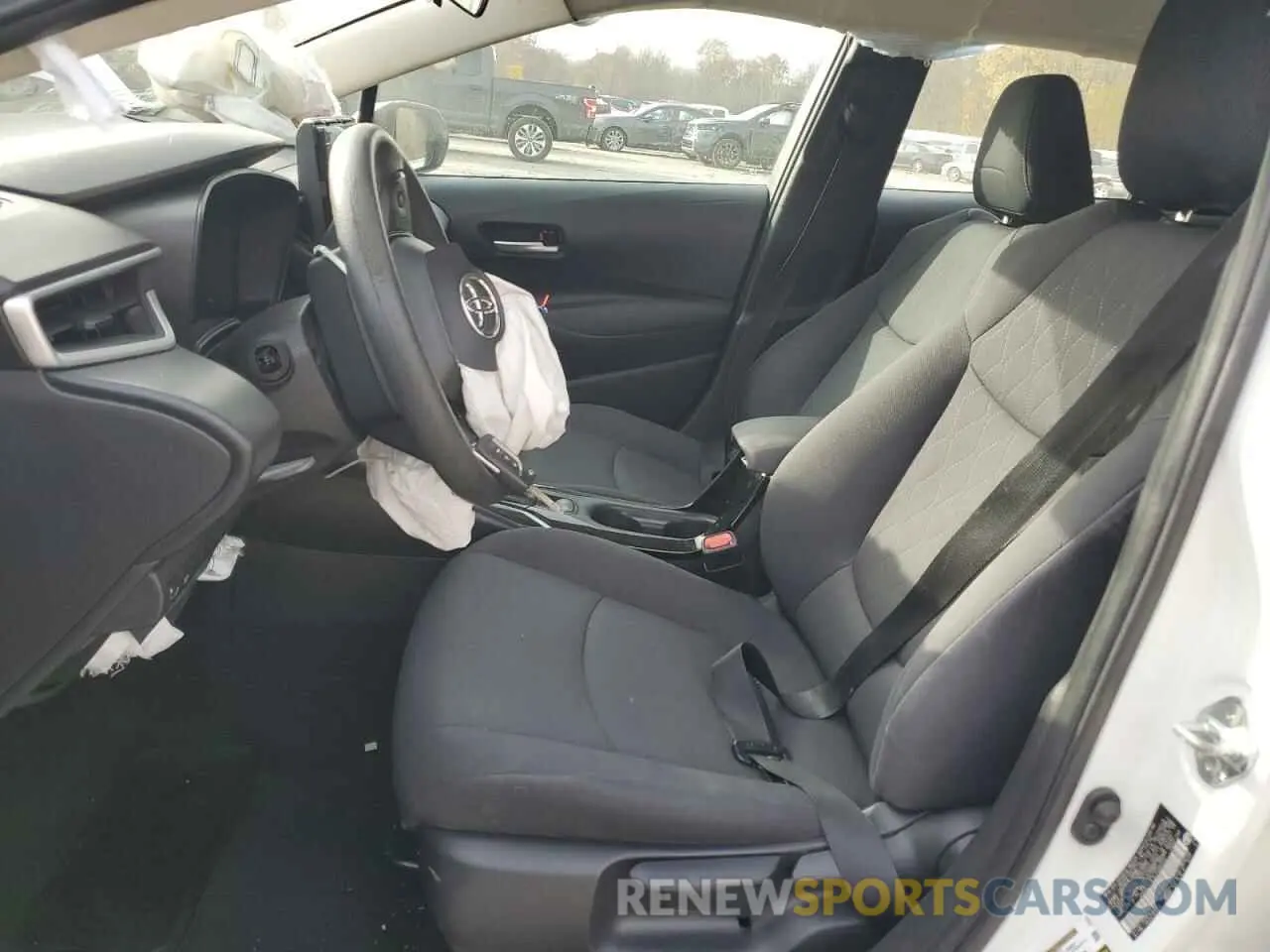 7 Photograph of a damaged car 5YFEPRAE3LP089573 TOYOTA COROLLA 2020