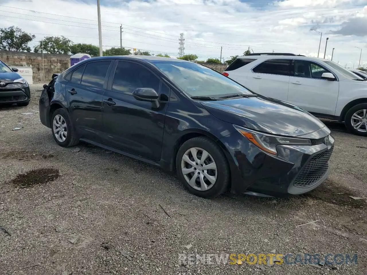 4 Photograph of a damaged car 5YFEPRAE3LP090397 TOYOTA COROLLA 2020