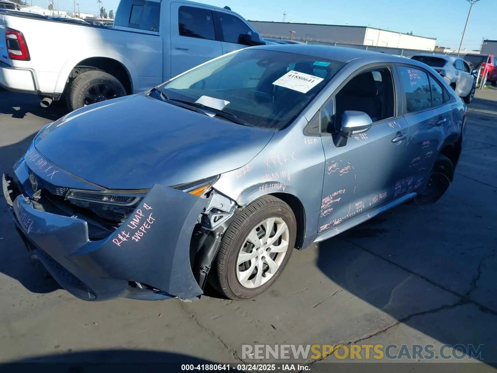 2 Photograph of a damaged car 5YFEPRAE3LP098127 TOYOTA COROLLA 2020