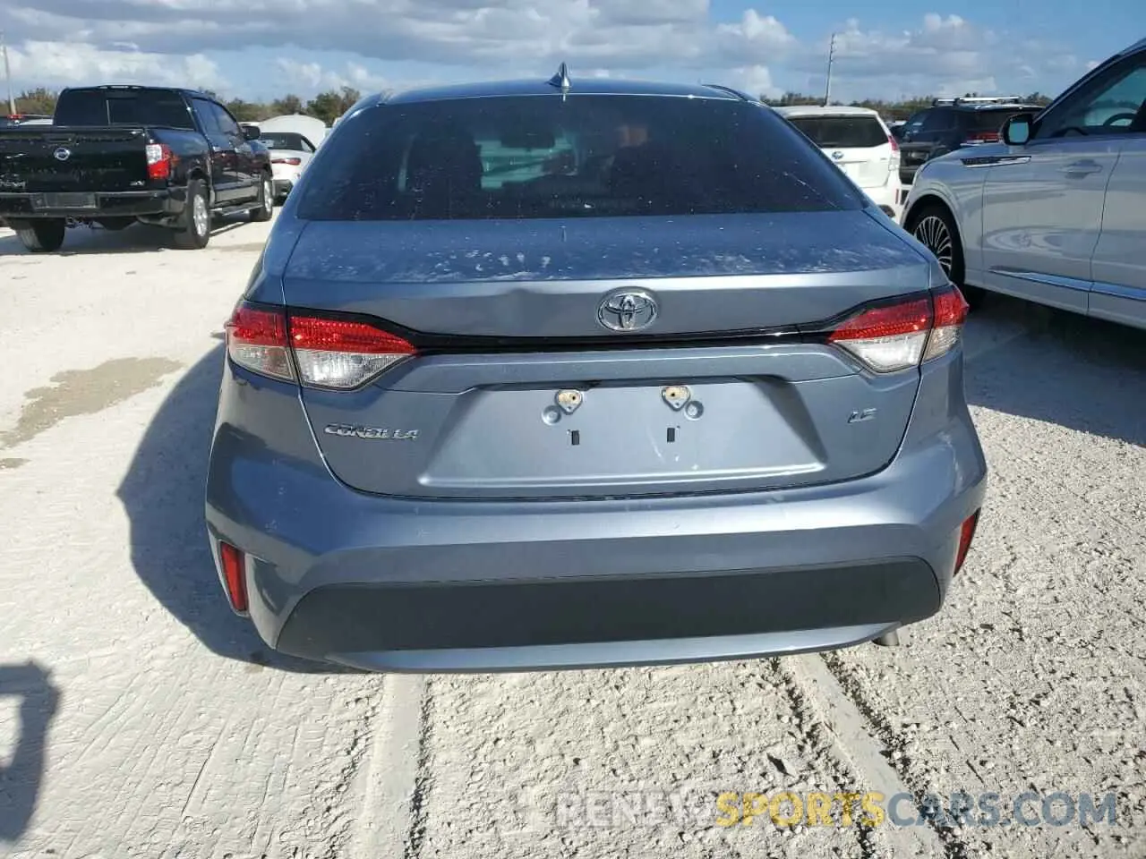 6 Photograph of a damaged car 5YFEPRAE3LP099343 TOYOTA COROLLA 2020