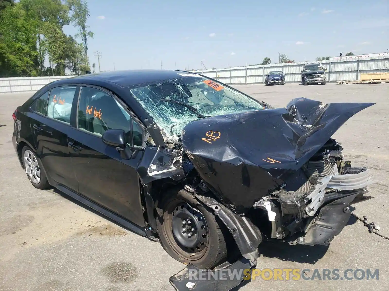 1 Photograph of a damaged car 5YFEPRAE3LP103245 TOYOTA COROLLA 2020