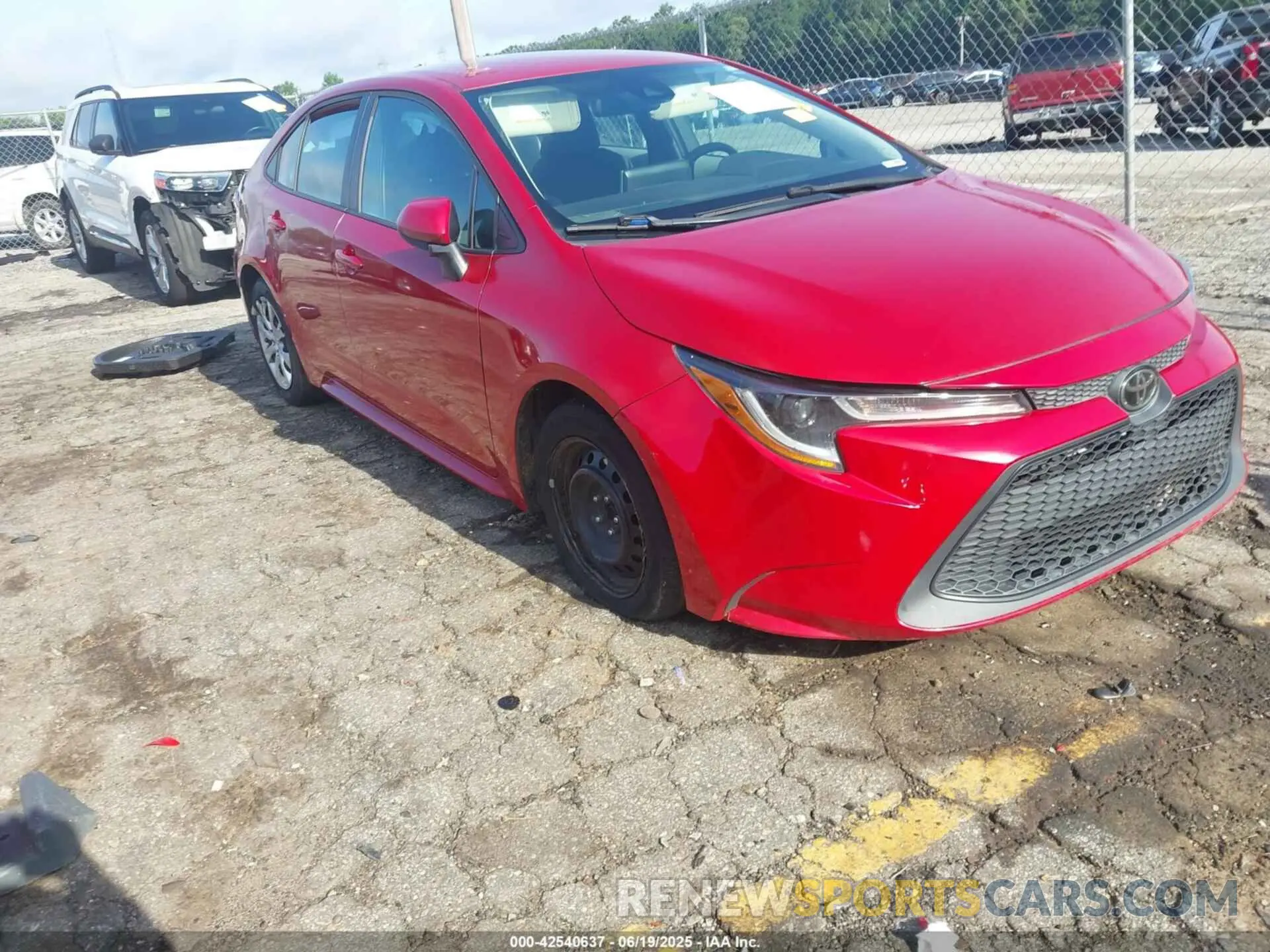 1 Photograph of a damaged car 5YFEPRAE3LP103553 TOYOTA COROLLA 2020