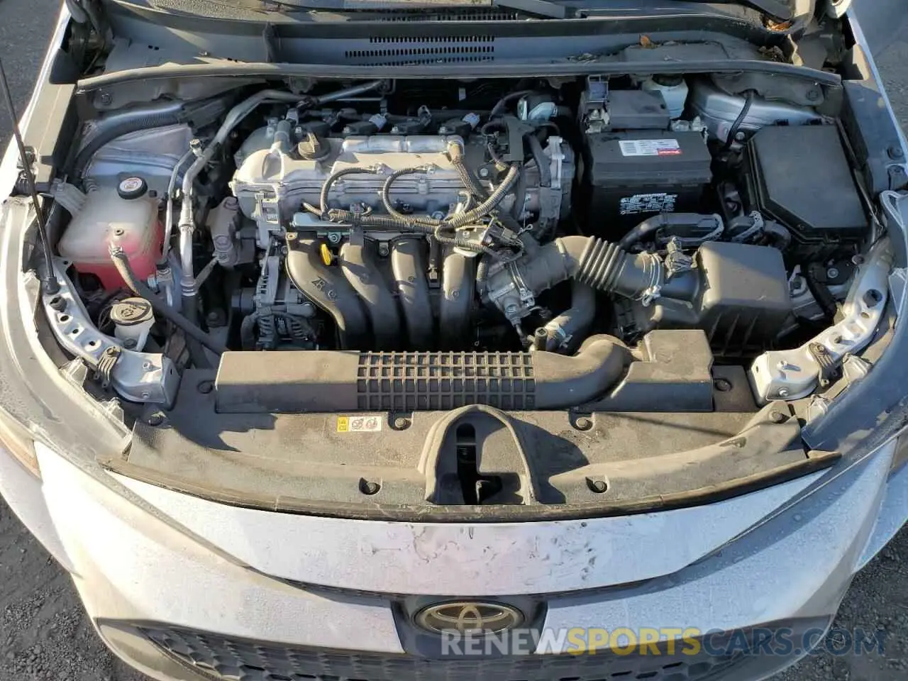 11 Photograph of a damaged car 5YFEPRAE3LP119025 TOYOTA COROLLA 2020