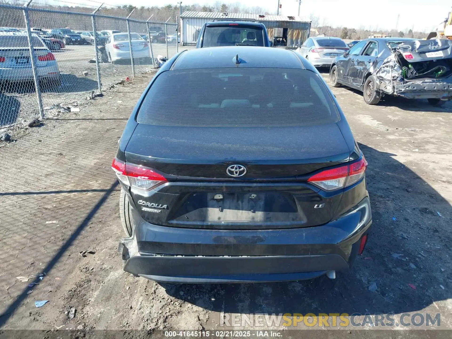 16 Photograph of a damaged car 5YFEPRAE3LP126010 TOYOTA COROLLA 2020