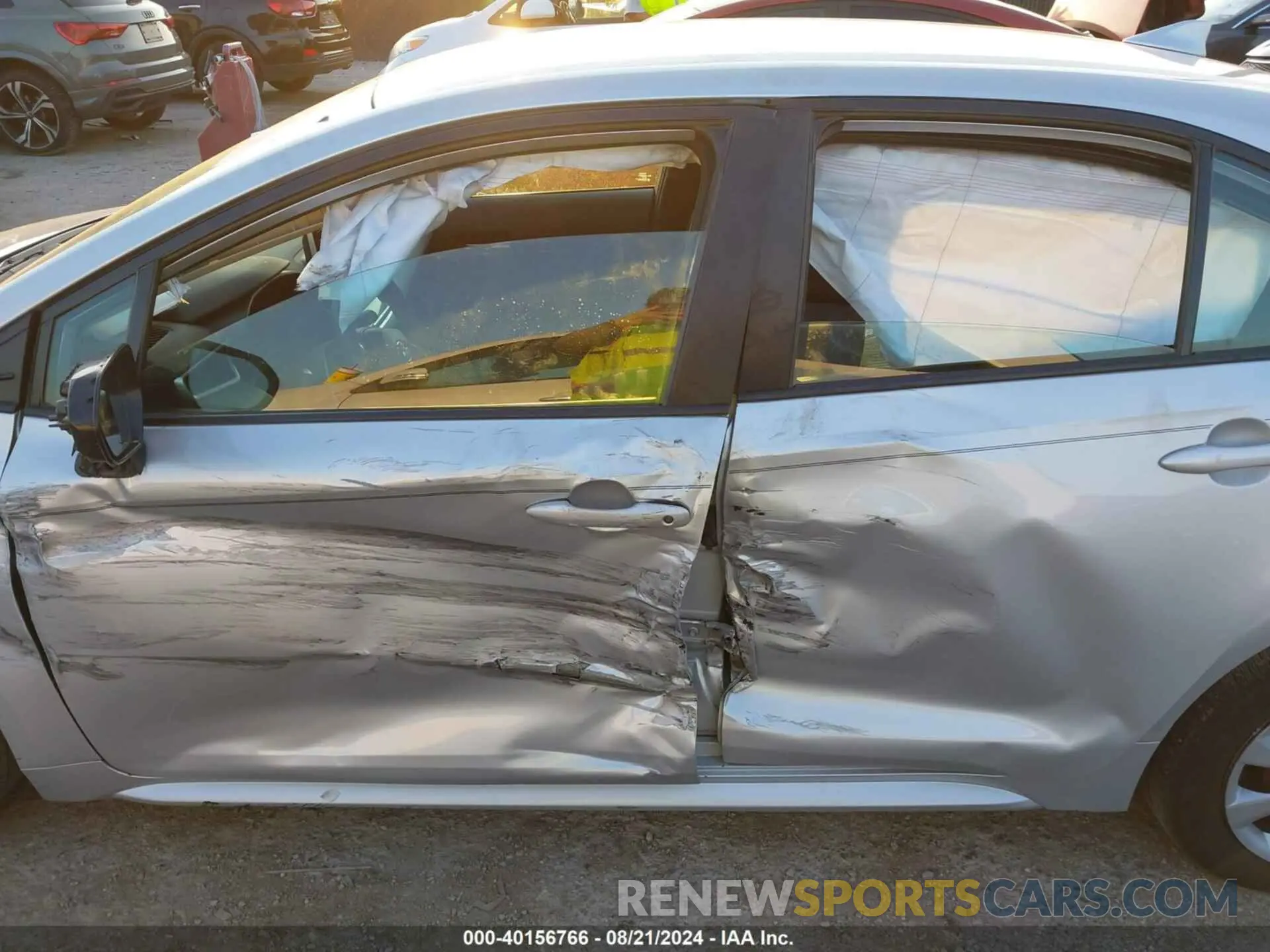 14 Photograph of a damaged car 5YFEPRAE3LP127738 TOYOTA COROLLA 2020
