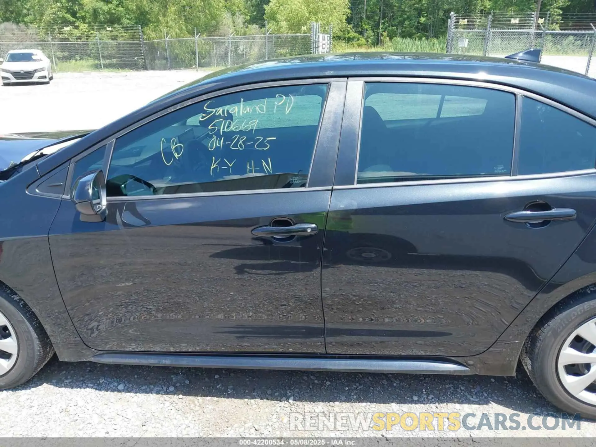 14 Photograph of a damaged car 5YFEPRAE3LP130476 TOYOTA COROLLA 2020