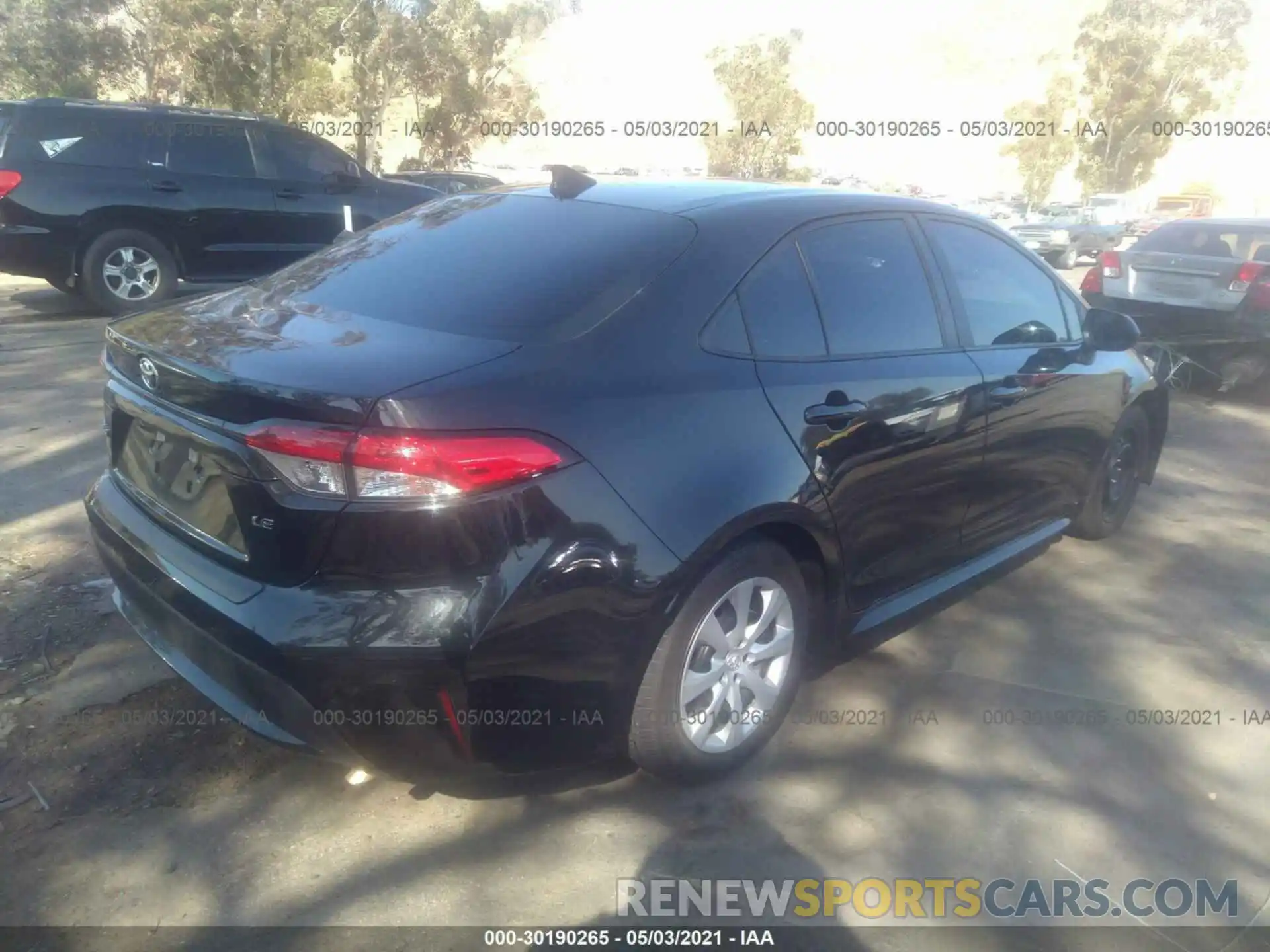 4 Photograph of a damaged car 5YFEPRAE3LP142787 TOYOTA COROLLA 2020