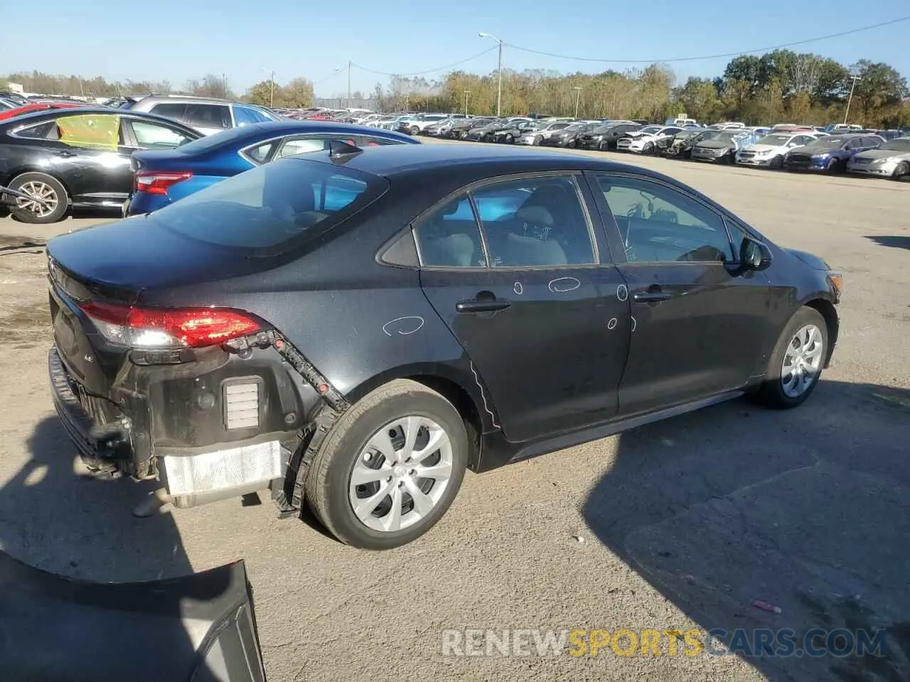 3 Photograph of a damaged car 5YFEPRAE3LP143048 TOYOTA COROLLA 2020