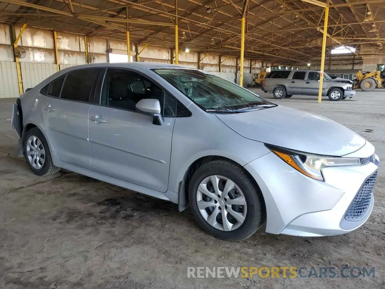 4 Photograph of a damaged car 5YFEPRAE3LP145897 TOYOTA COROLLA 2020
