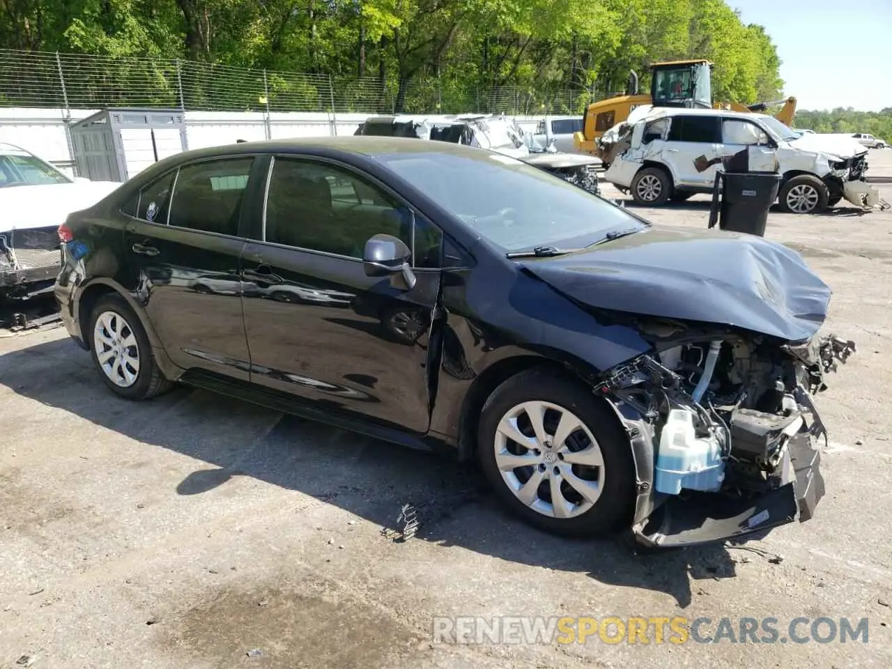 4 Photograph of a damaged car 5YFEPRAE4LP006958 TOYOTA COROLLA 2020