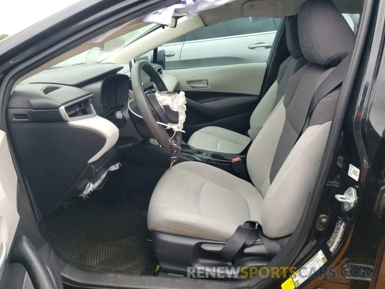 7 Photograph of a damaged car 5YFEPRAE4LP006958 TOYOTA COROLLA 2020