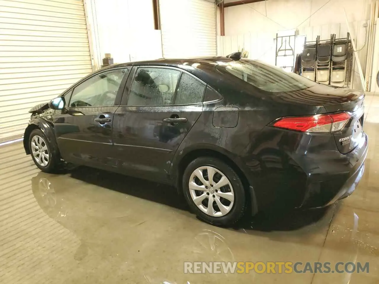 2 Photograph of a damaged car 5YFEPRAE4LP009889 TOYOTA COROLLA 2020