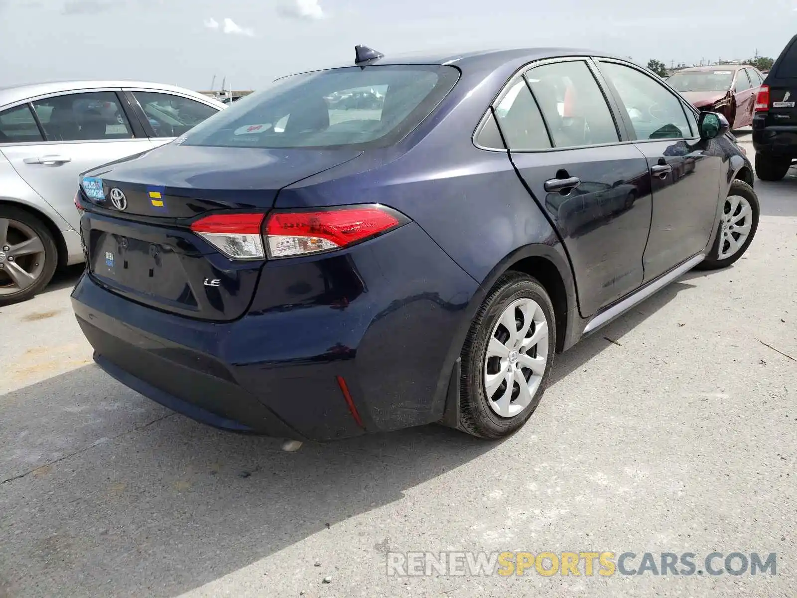 4 Photograph of a damaged car 5YFEPRAE4LP020133 TOYOTA COROLLA 2020