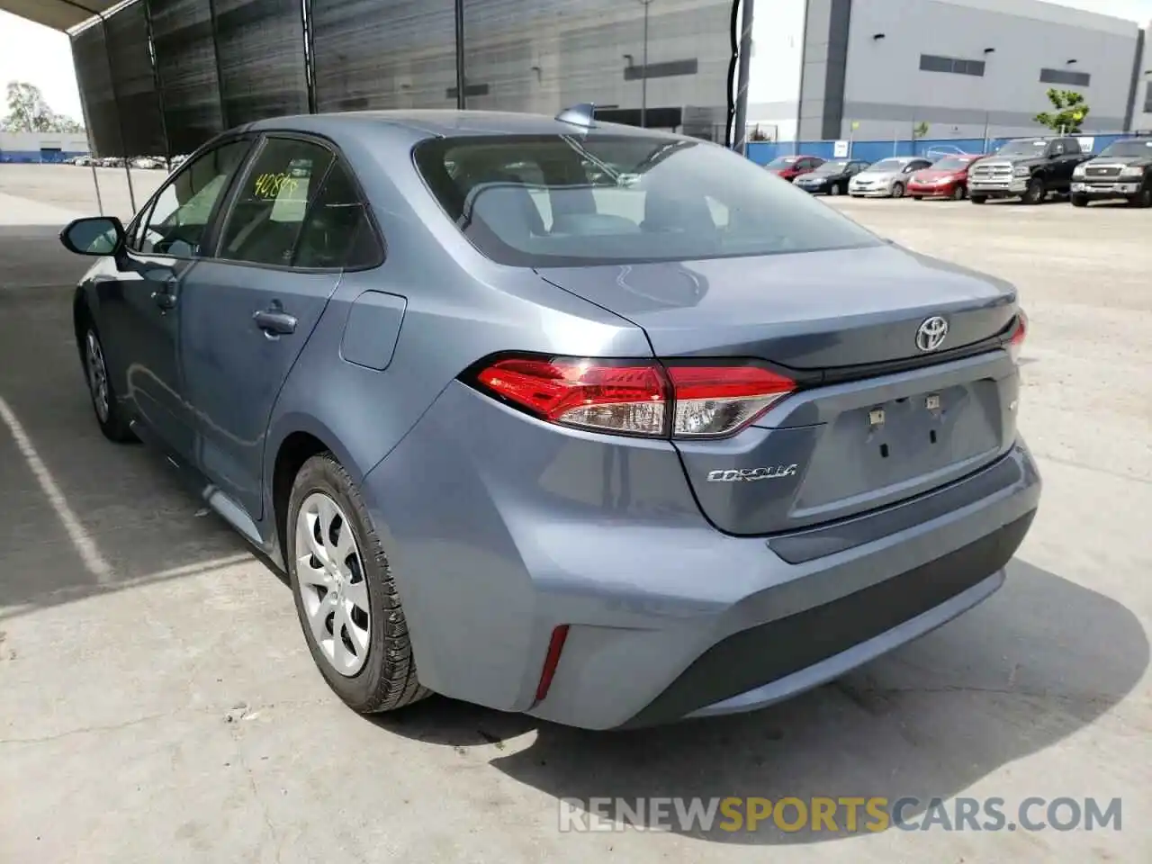 3 Photograph of a damaged car 5YFEPRAE4LP030872 TOYOTA COROLLA 2020