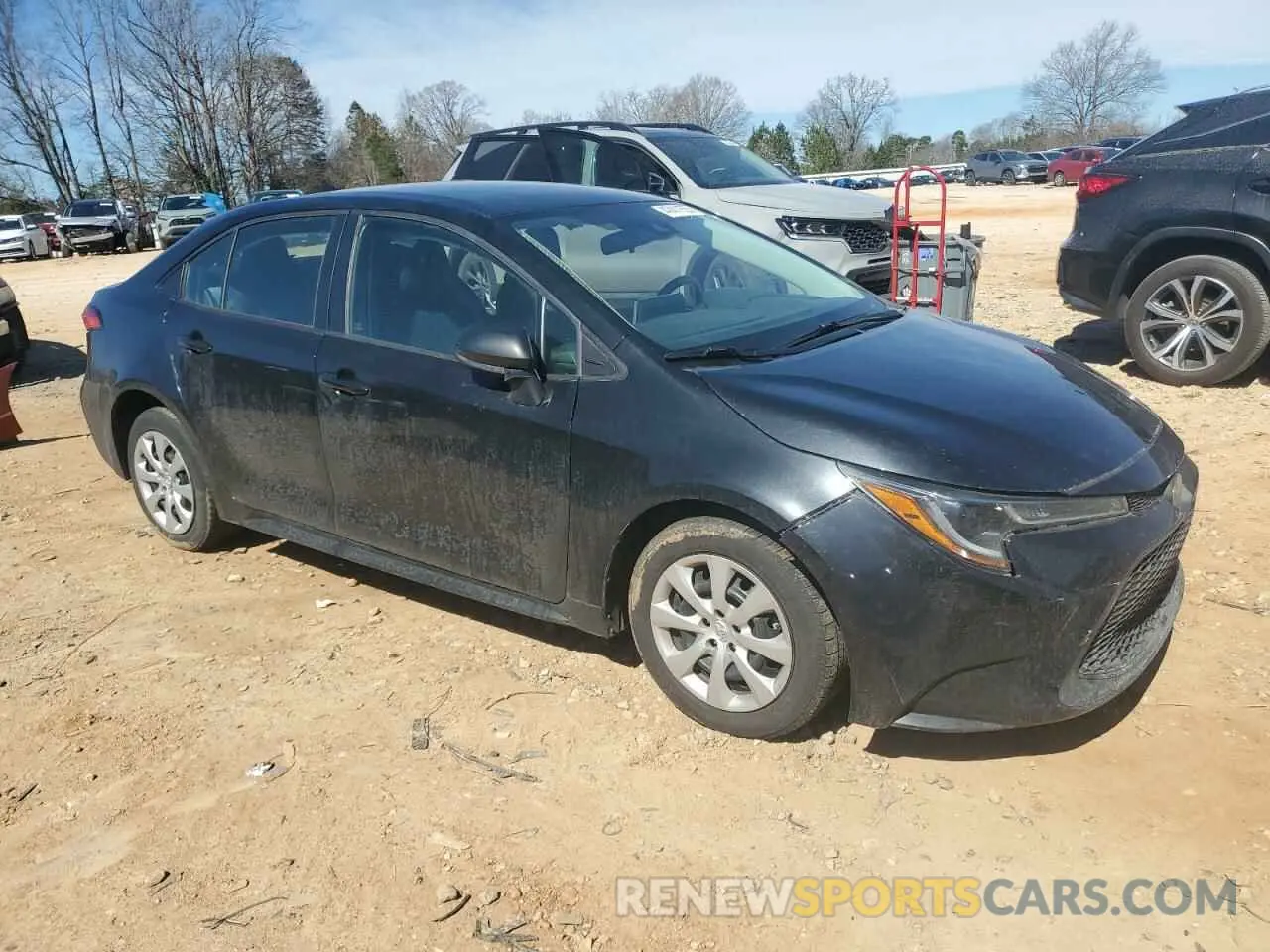 4 Photograph of a damaged car 5YFEPRAE4LP038907 TOYOTA COROLLA 2020