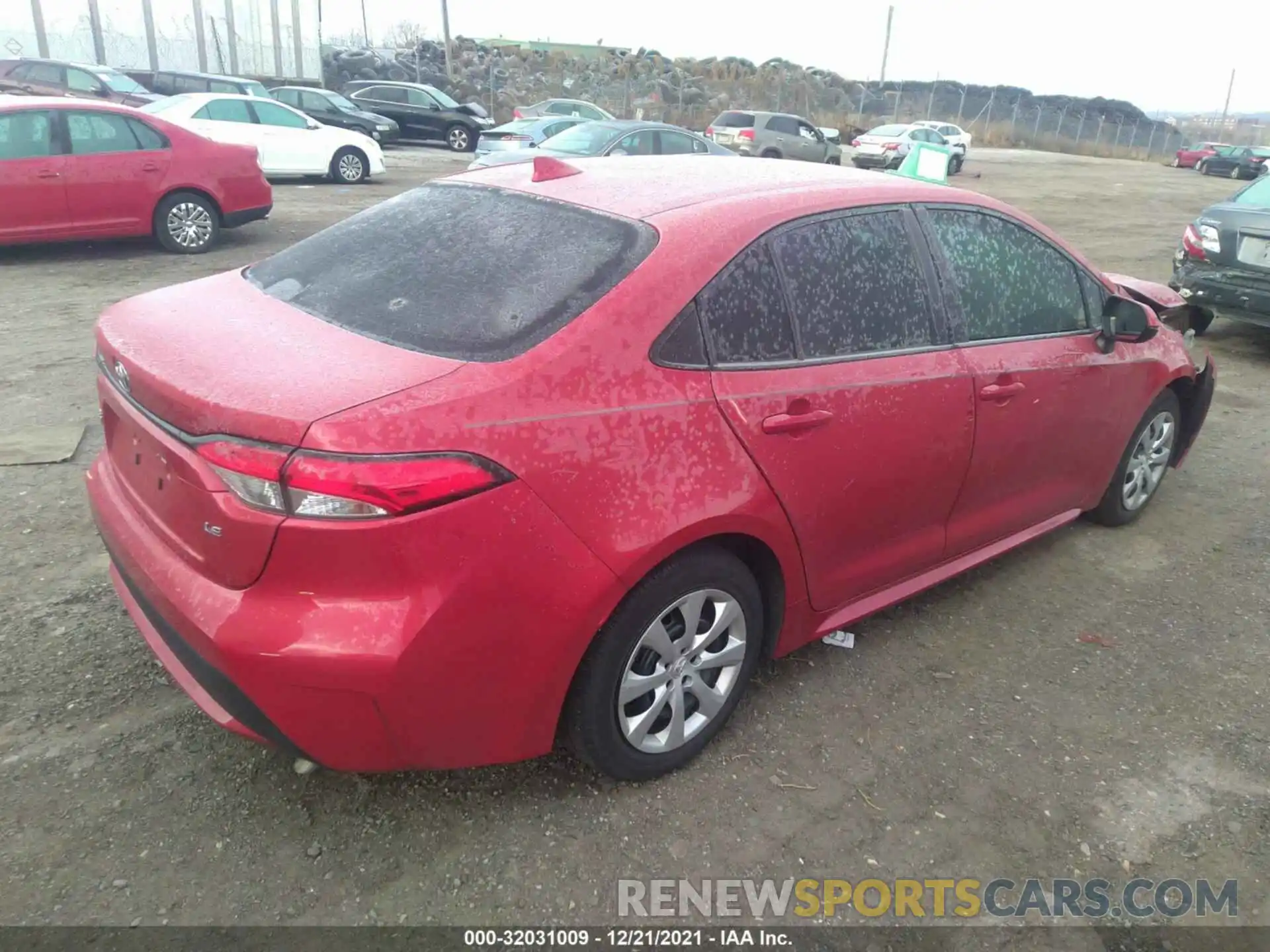 4 Photograph of a damaged car 5YFEPRAE4LP046697 TOYOTA COROLLA 2020