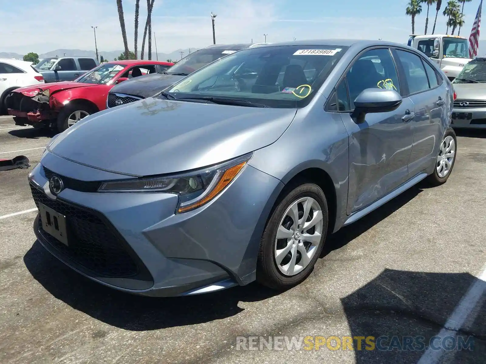 2 Photograph of a damaged car 5YFEPRAE4LP046845 TOYOTA COROLLA 2020