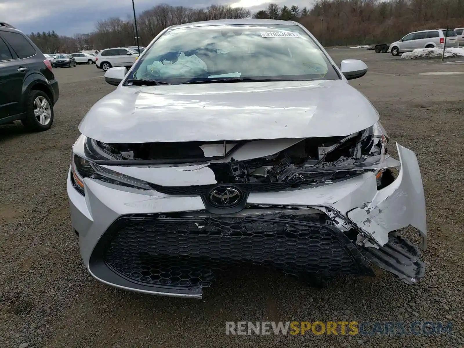 9 Photograph of a damaged car 5YFEPRAE4LP047395 TOYOTA COROLLA 2020