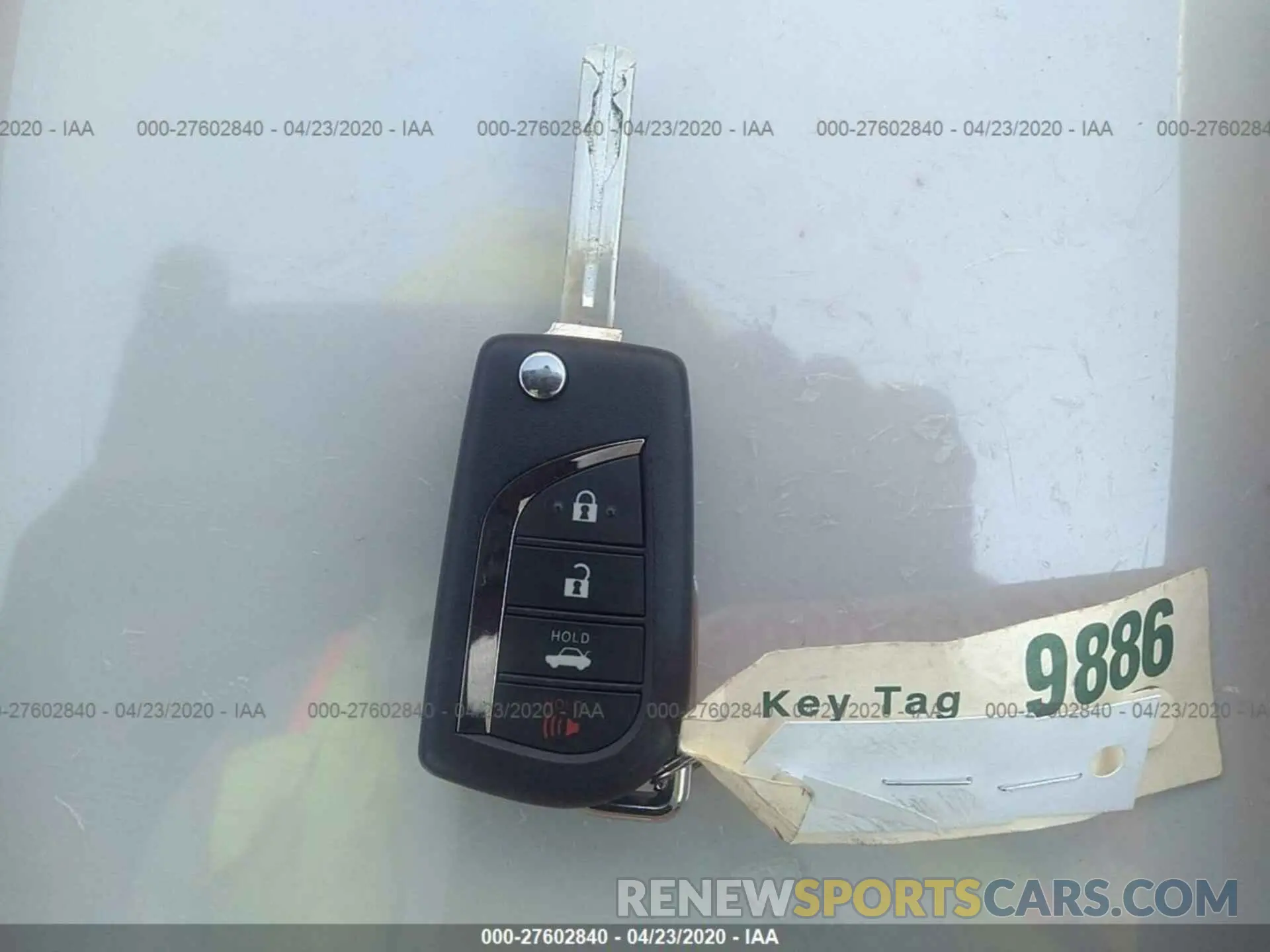 11 Photograph of a damaged car 5YFEPRAE4LP060051 TOYOTA COROLLA 2020